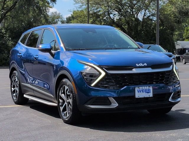 2024 Kia Sportage EX photo 2