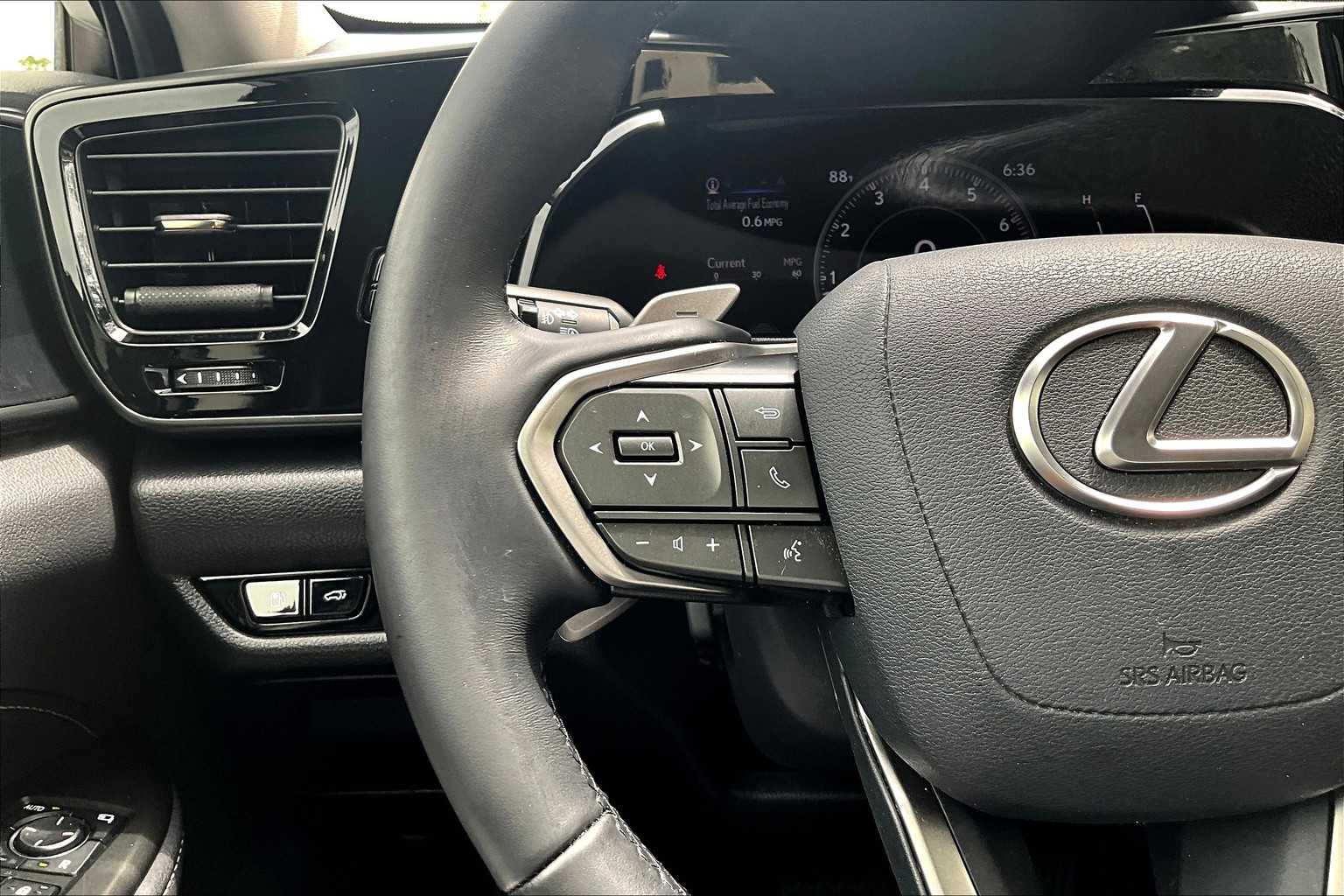 2025 Lexus NX Premium photo 20