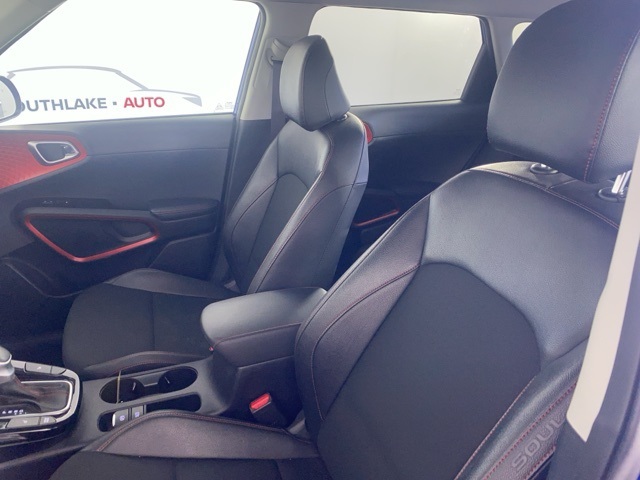 2023 Kia Soul GT-Line photo 13