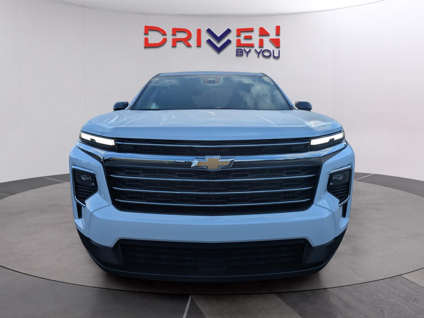 2026 Chevrolet Traverse photo 4