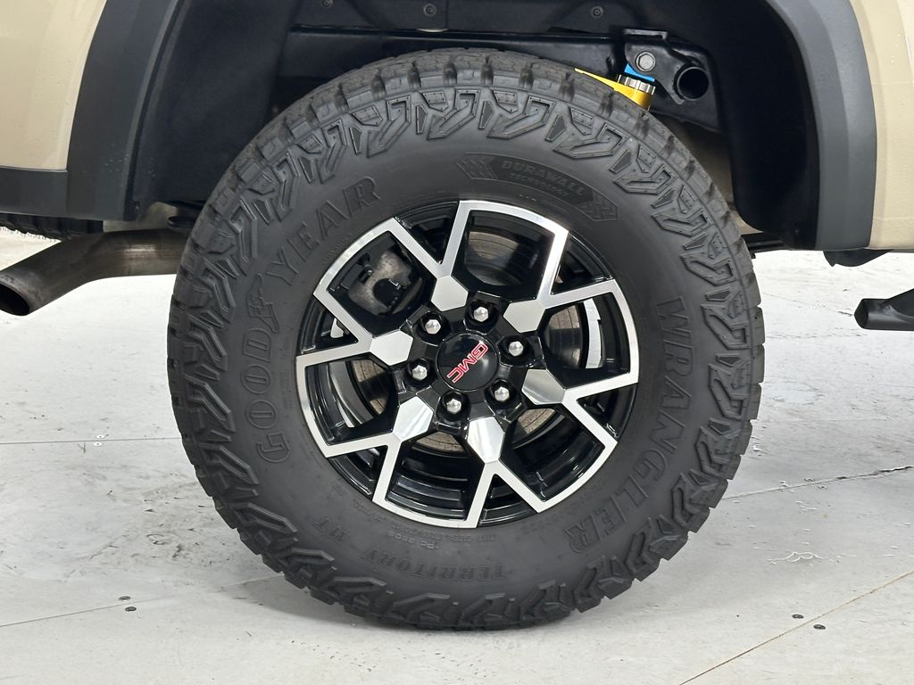 2023 Gmc Canyon AT4X photo 36