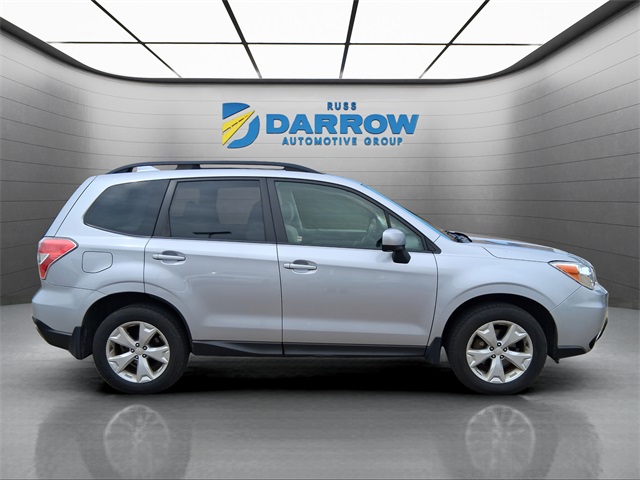 2016 Subaru Forester 2.5i Premium photo 6