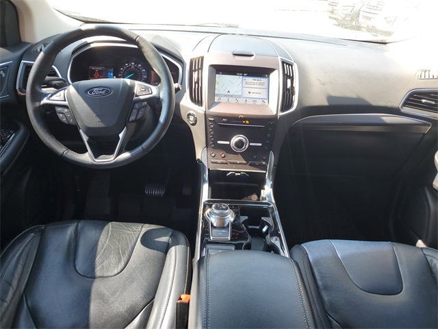 2019 Ford Edge Titanium photo 22