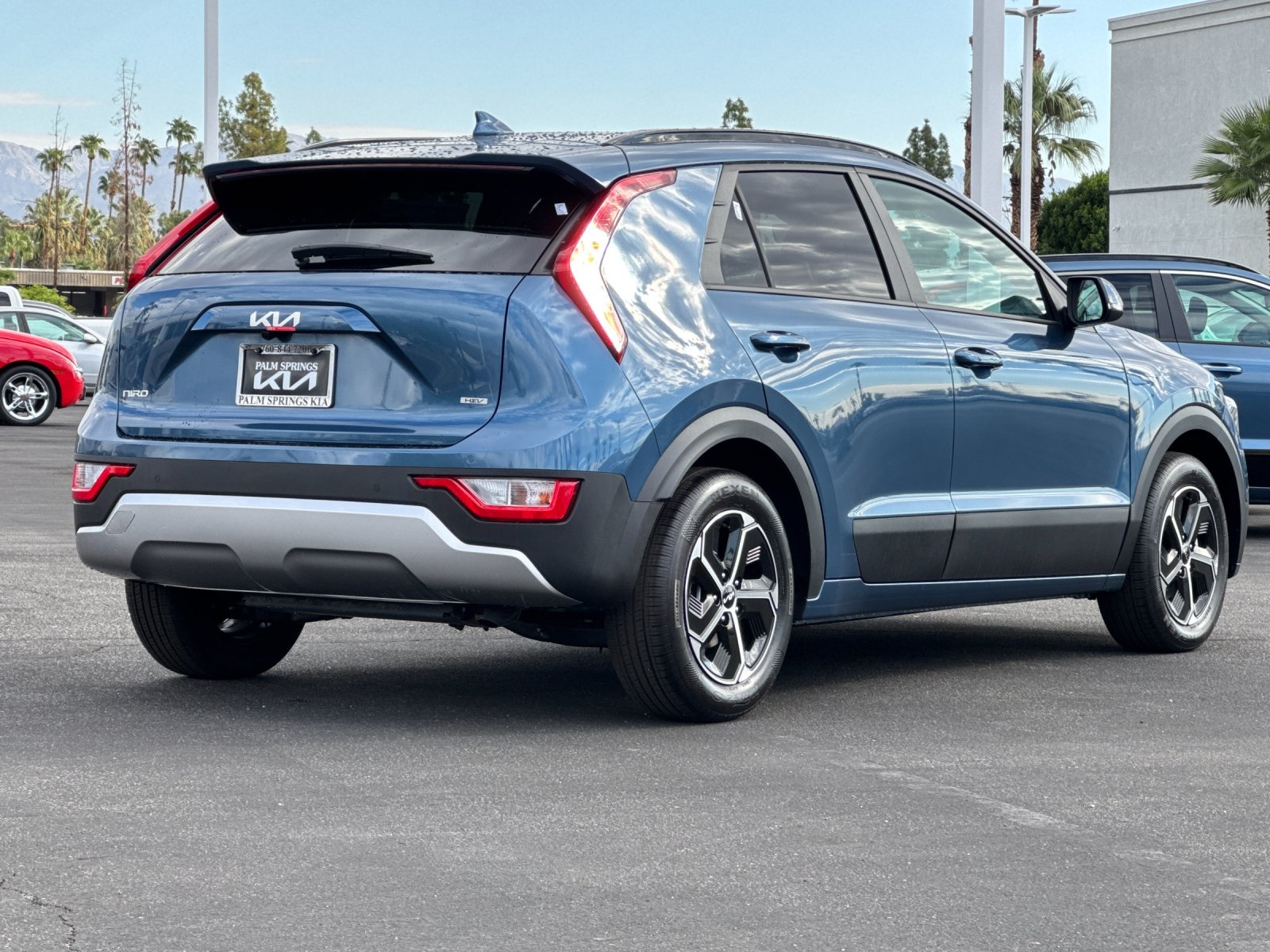 2025 Kia Niro EX photo 3