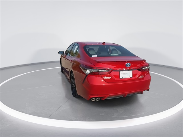 2022 Toyota Camry Hybrid XSE photo 7