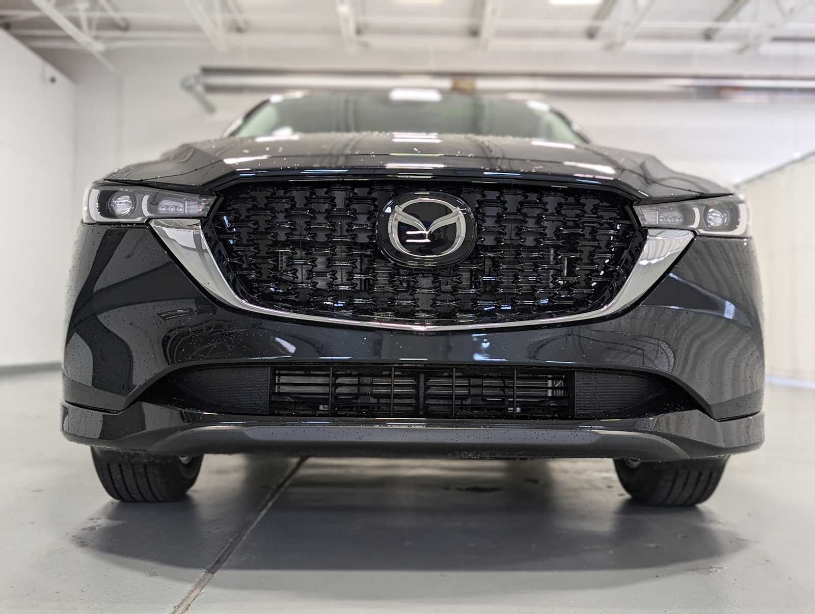 2025 Mazda CX-5 2.5 S Preferred photo 2