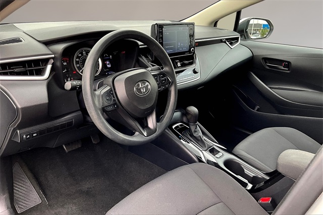 2022 Toyota Corolla LE photo 11