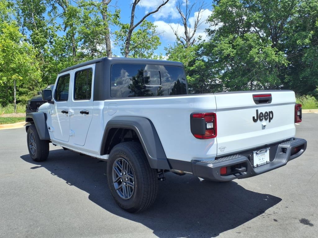 2025 Jeep Gladiator Sport S photo 16