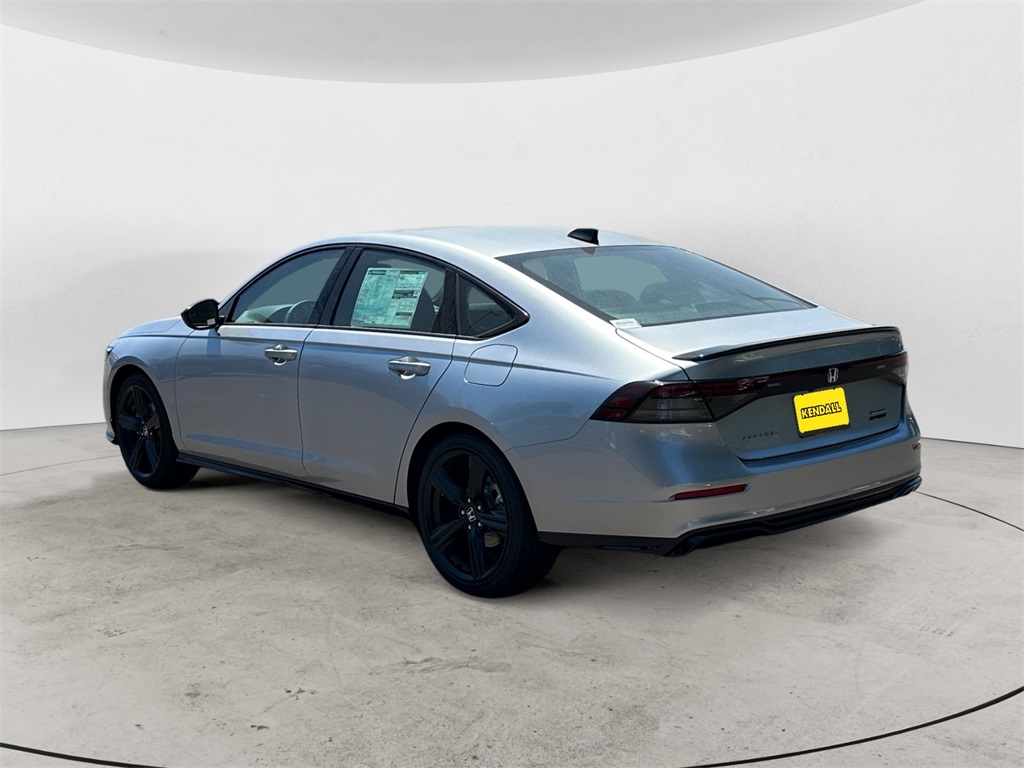 2025 Honda Accord Hybrid Sport-L photo 3