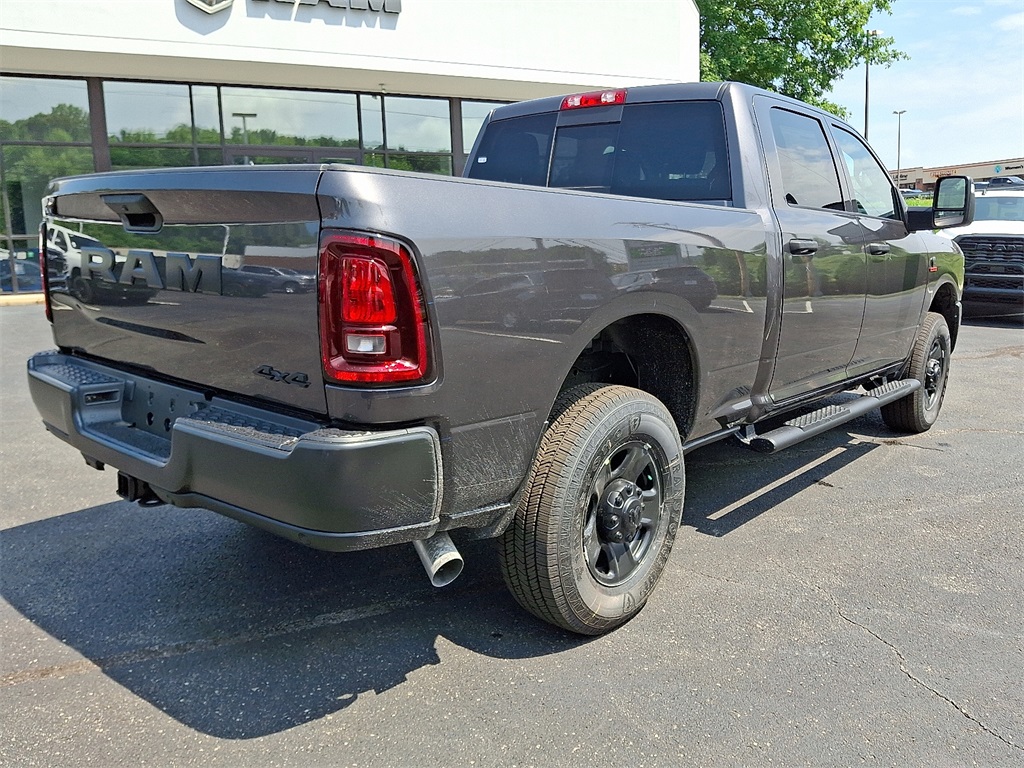 2025 Ram 3500 Tradesman photo 6