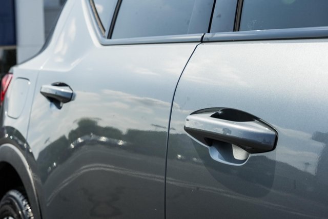 2019 Volvo XC40 R-Design photo 12