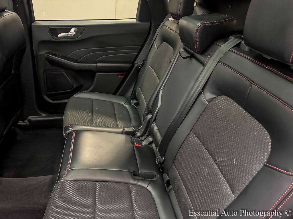 2023 FORD ESCAPE - Image 13