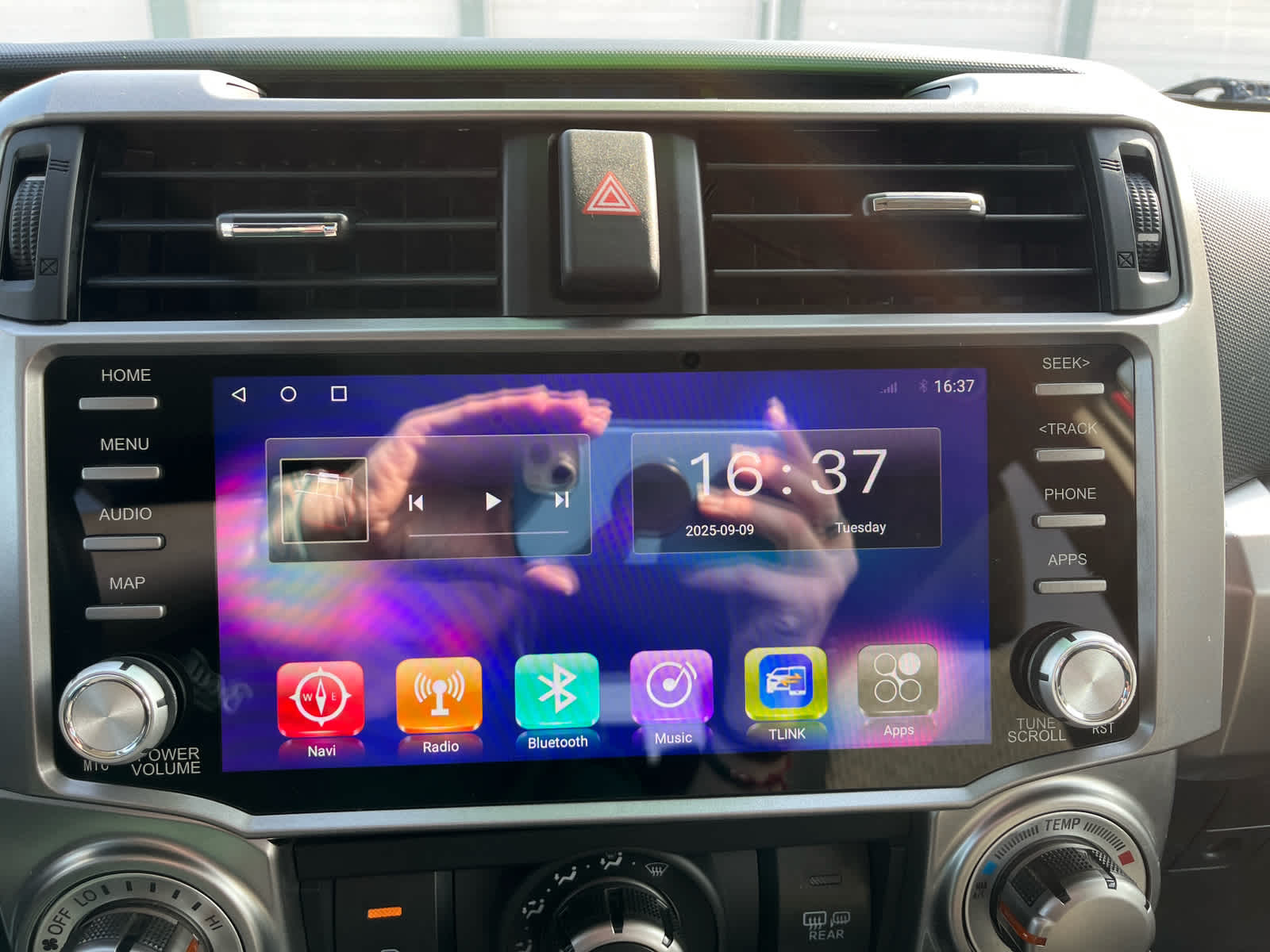 2016 Toyota 4Runner SR5 photo 26