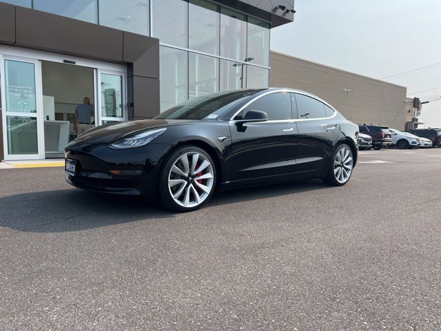 2018 Tesla Model 3 Long Range photo 3