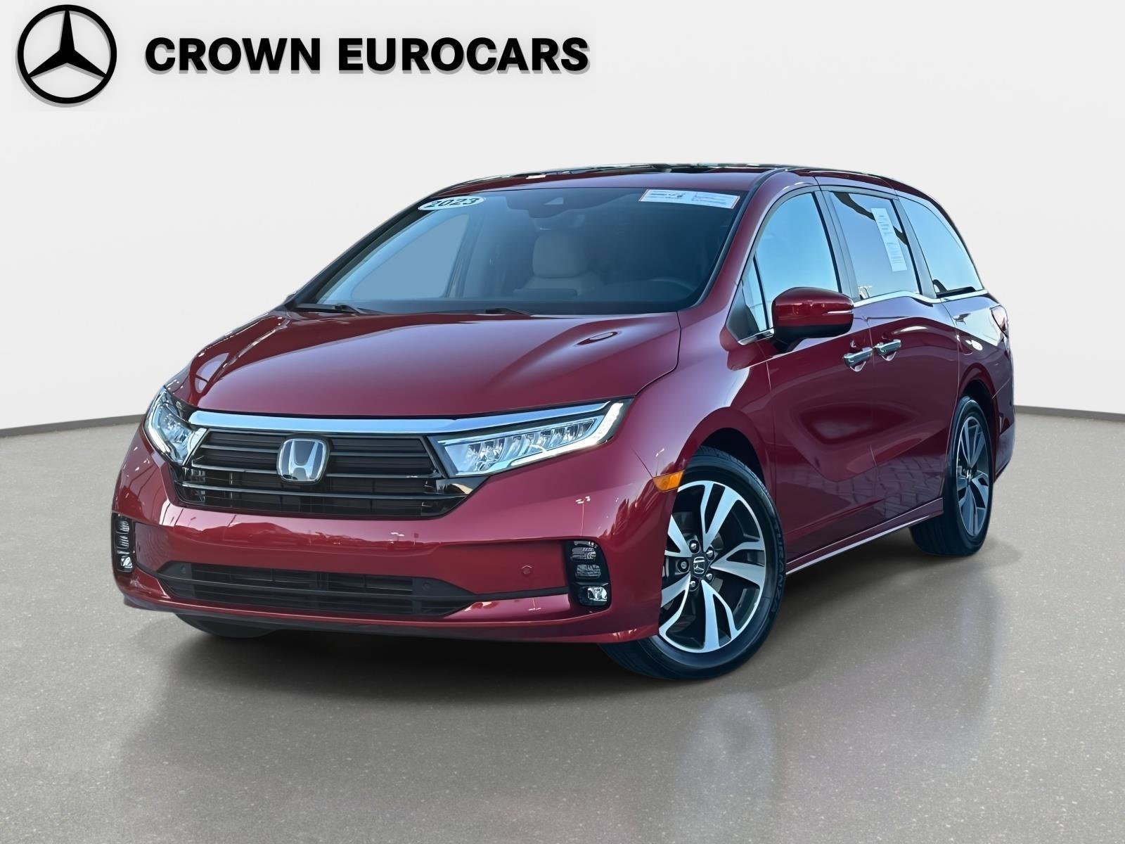 2023 Honda Odyssey Touring's photo