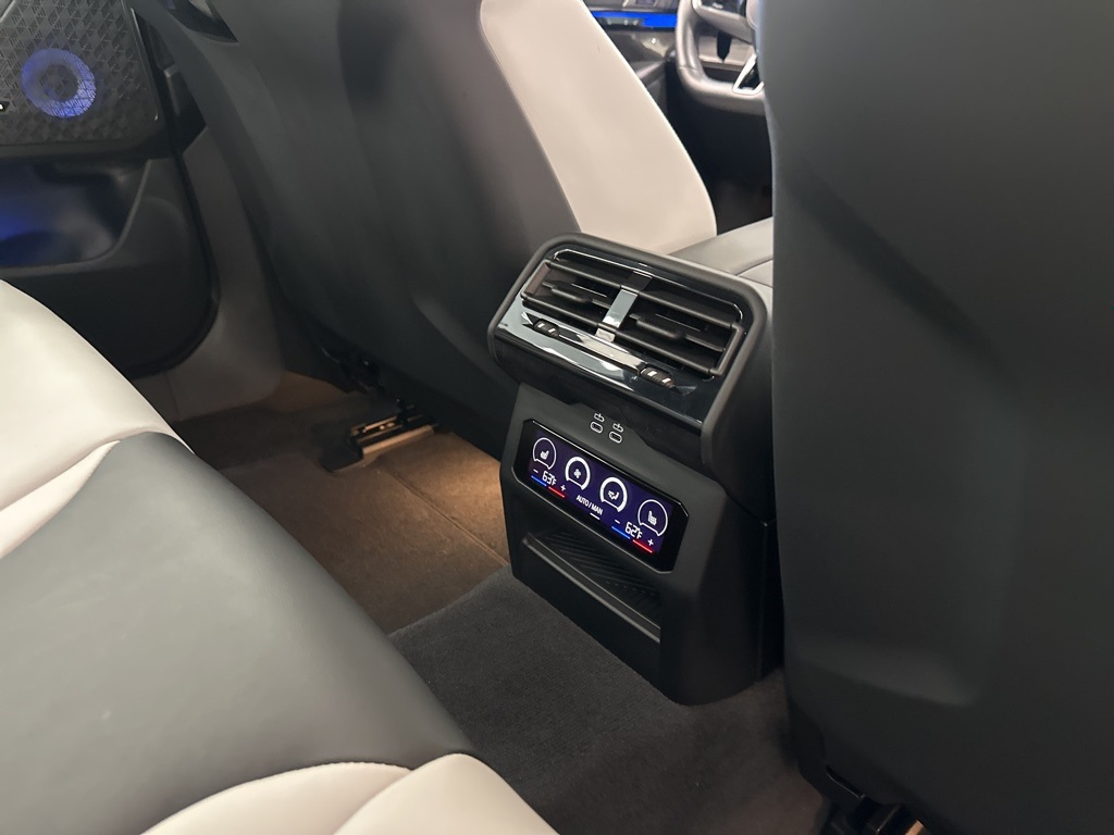 2025 Bmw M5 5 photo 18