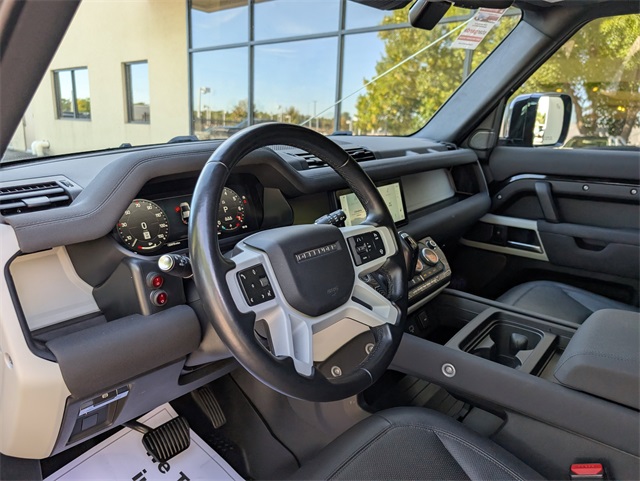 2023 Land Rover Defender 110 S photo 22