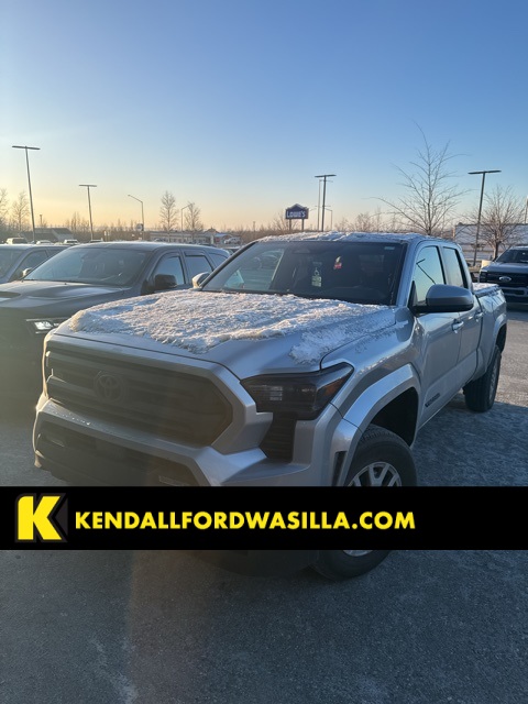 2024 Toyota Tacoma SR5's photo