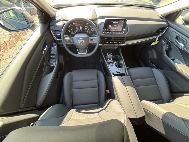 2026 Nissan Rogue SV photo 14