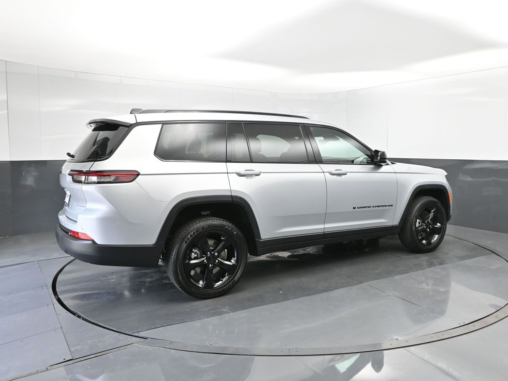 2025 Jeep Grand Cherokee Altitude X photo 14