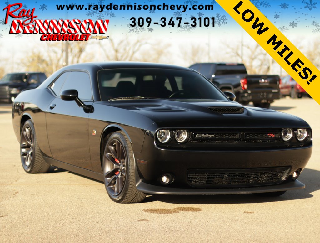 2020 Dodge Challenger R/T's photo