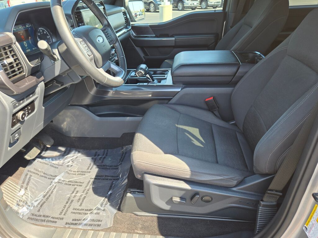 2023 Ford F-150 XLT photo 19