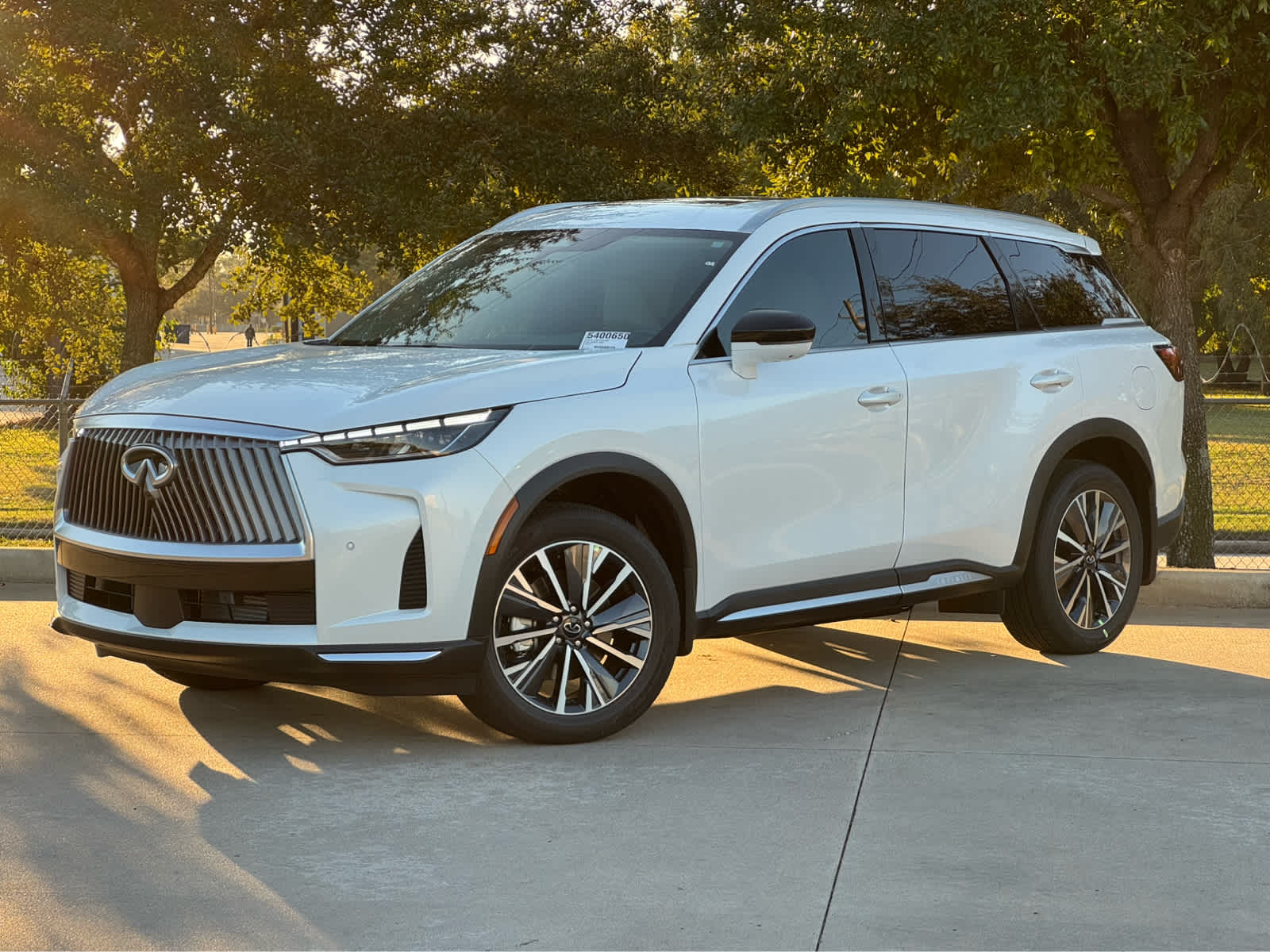 2026 INFINITI QX60 LUXE's photo