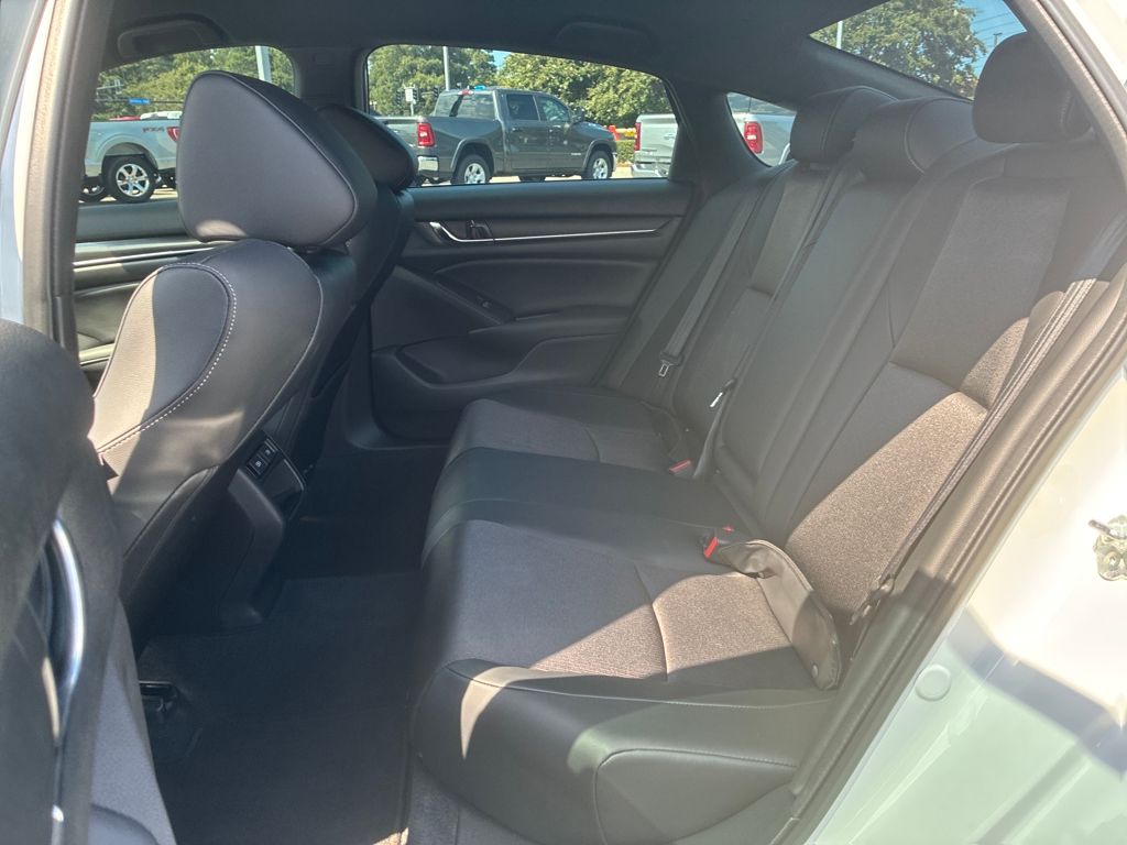 2022 Honda Accord Sport photo 29
