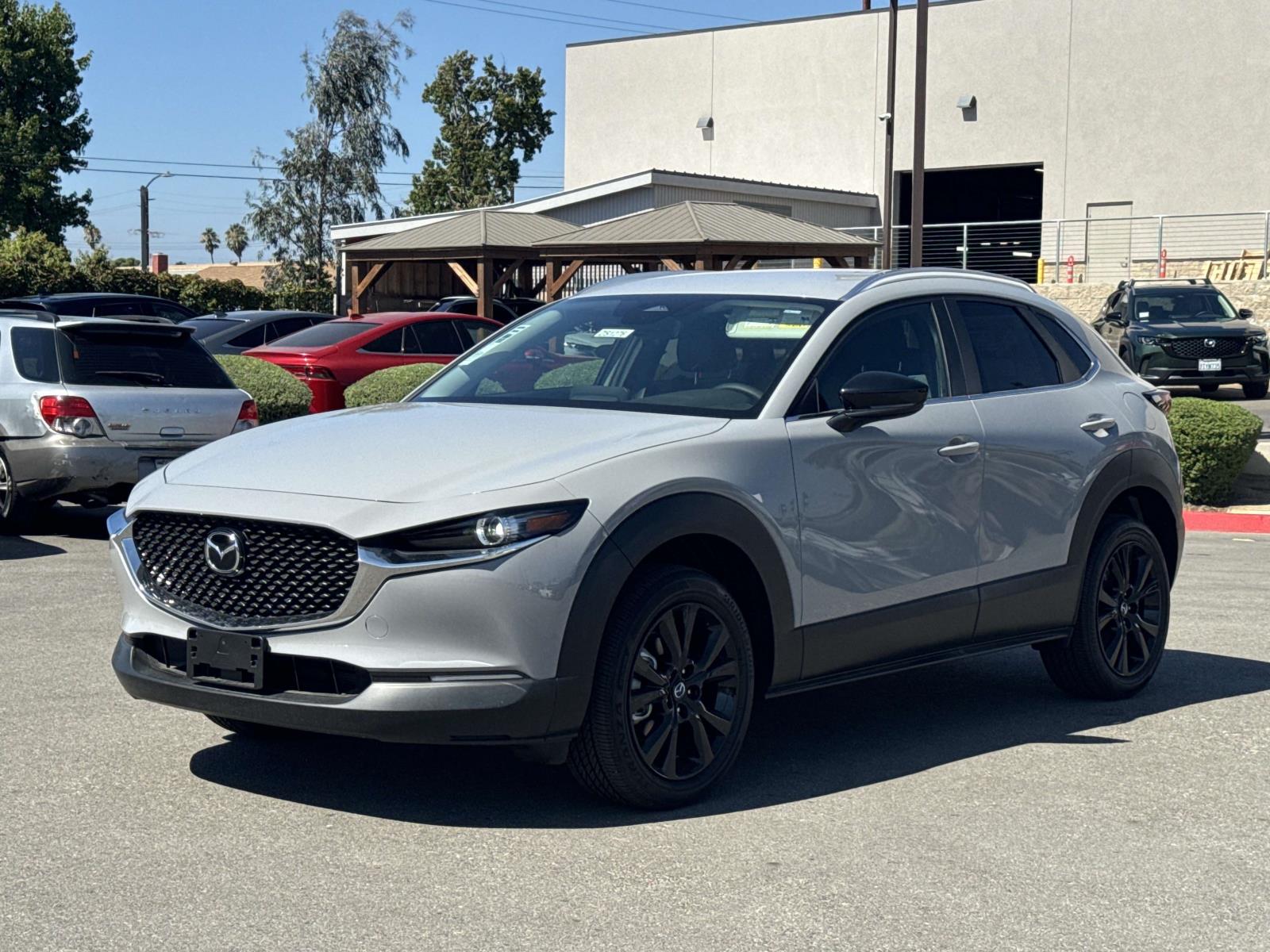 2025 Mazda CX-30 2.5 Select Sport photo 2