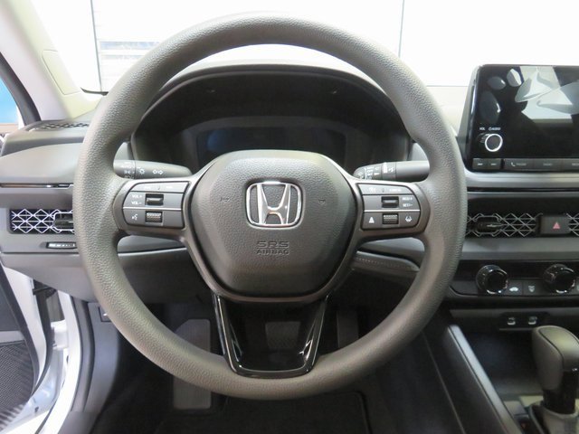 2025 Honda Accord LX photo 8
