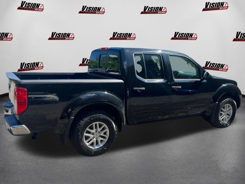 2018 Nissan Frontier SV photo 5