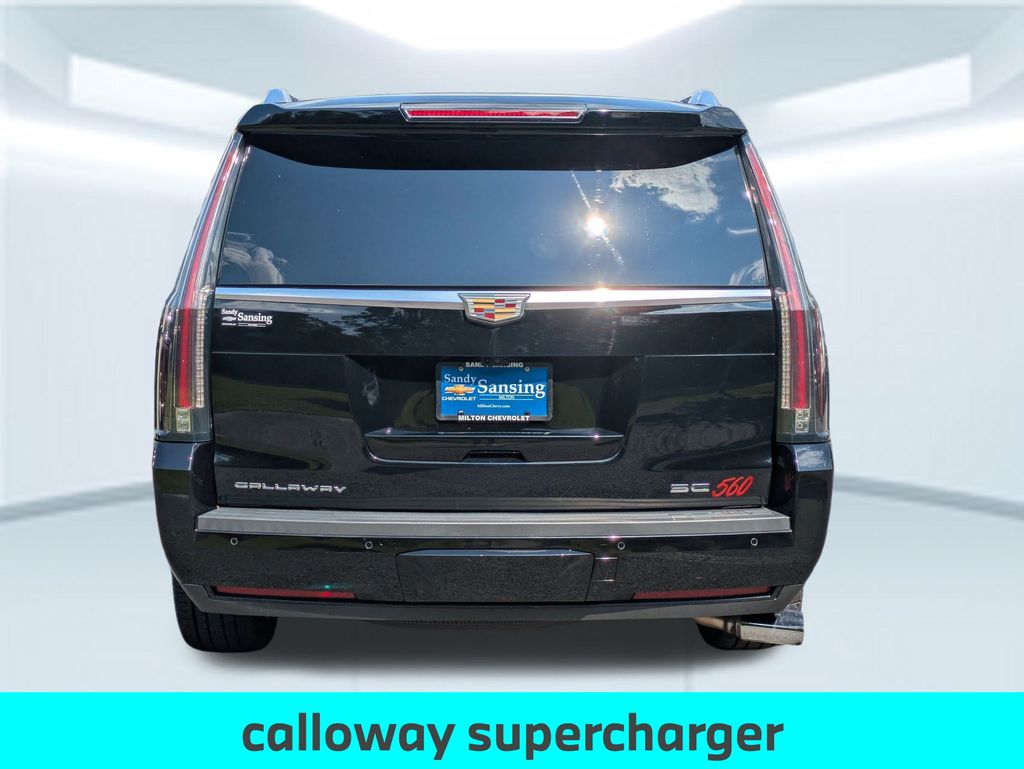 2020 Cadillac Escalade Premium Luxury photo 3