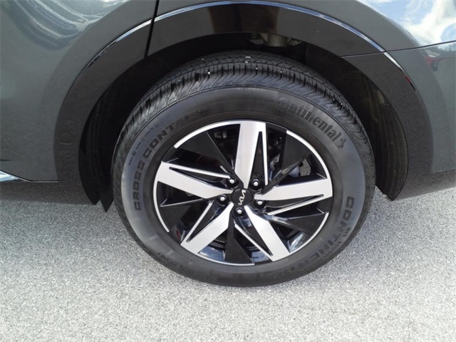 2022 Kia Sorento S photo 4