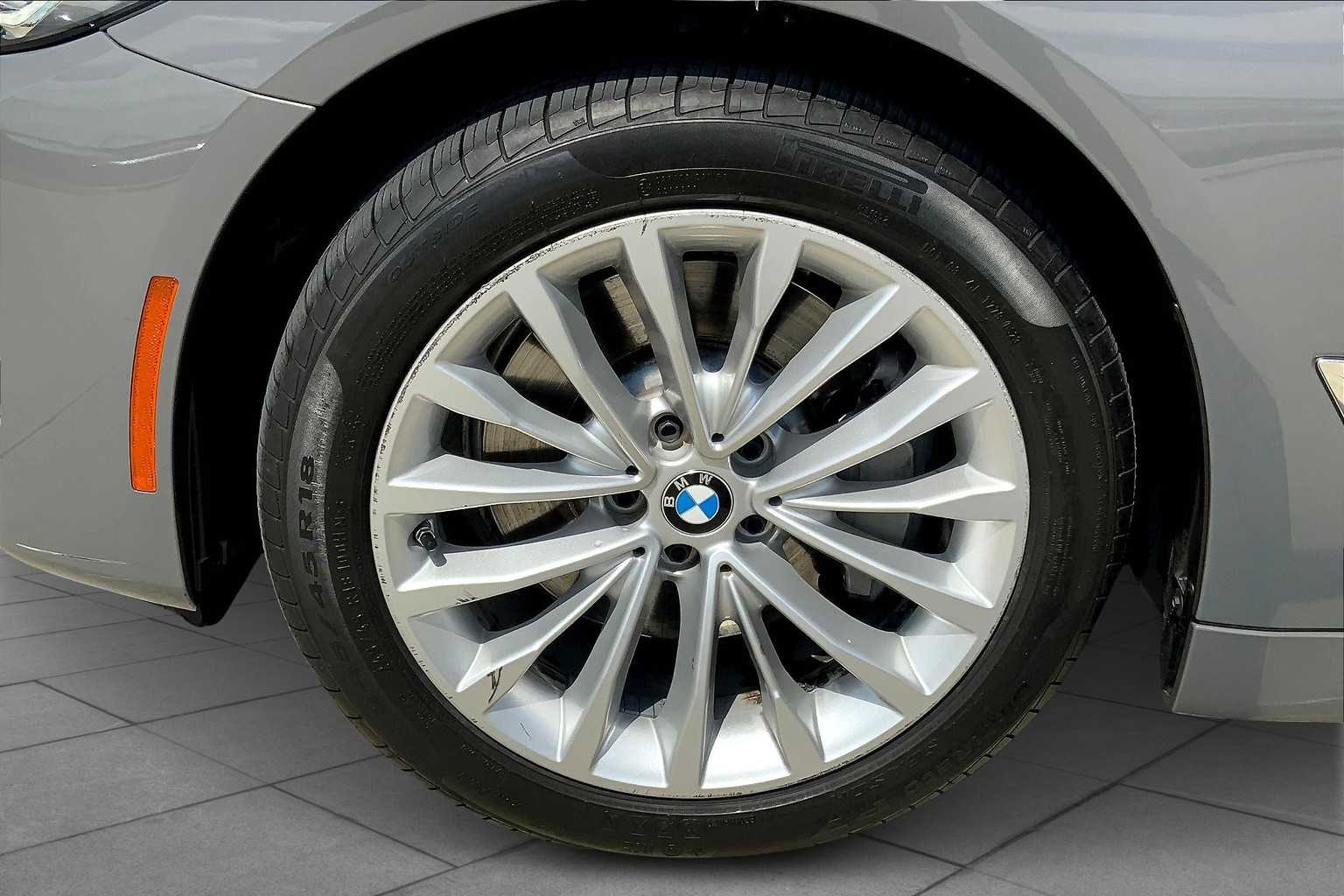 2022 Bmw 530i photo 10