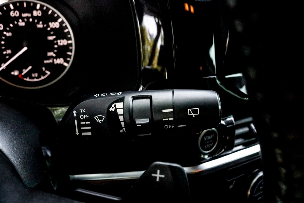 2023 Nissan Pathfinder SL photo 21