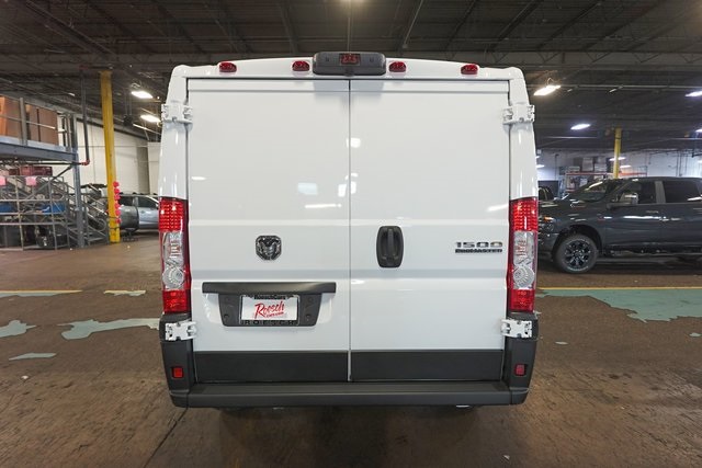 2025 Ram ProMaster 1500 Tradesman photo 5