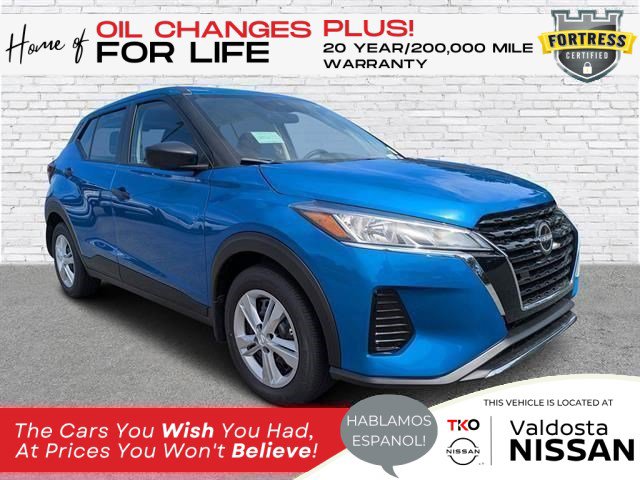 2025 Nissan KICKS PLAY Base's photo