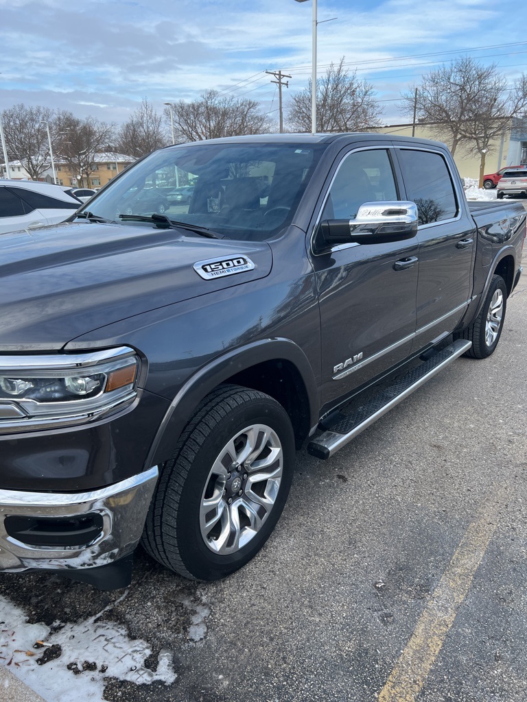 2023 RAM Ram 1500 Pickup Limited's photo