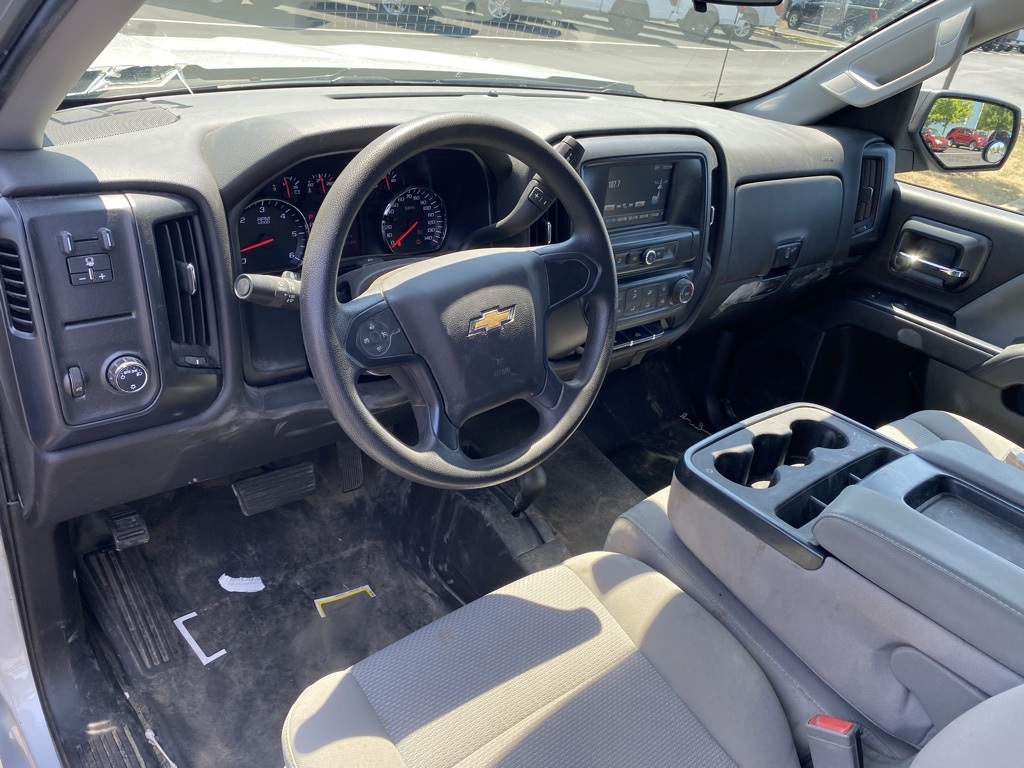 2018 Chevrolet Silverado 1500 photo 3