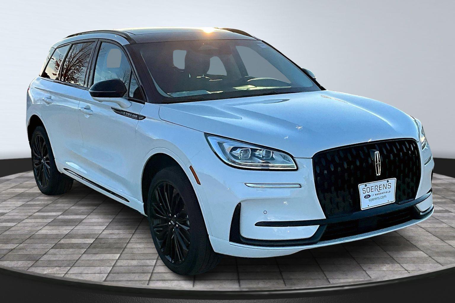 2023 Lincoln Corsair Reserve's photo