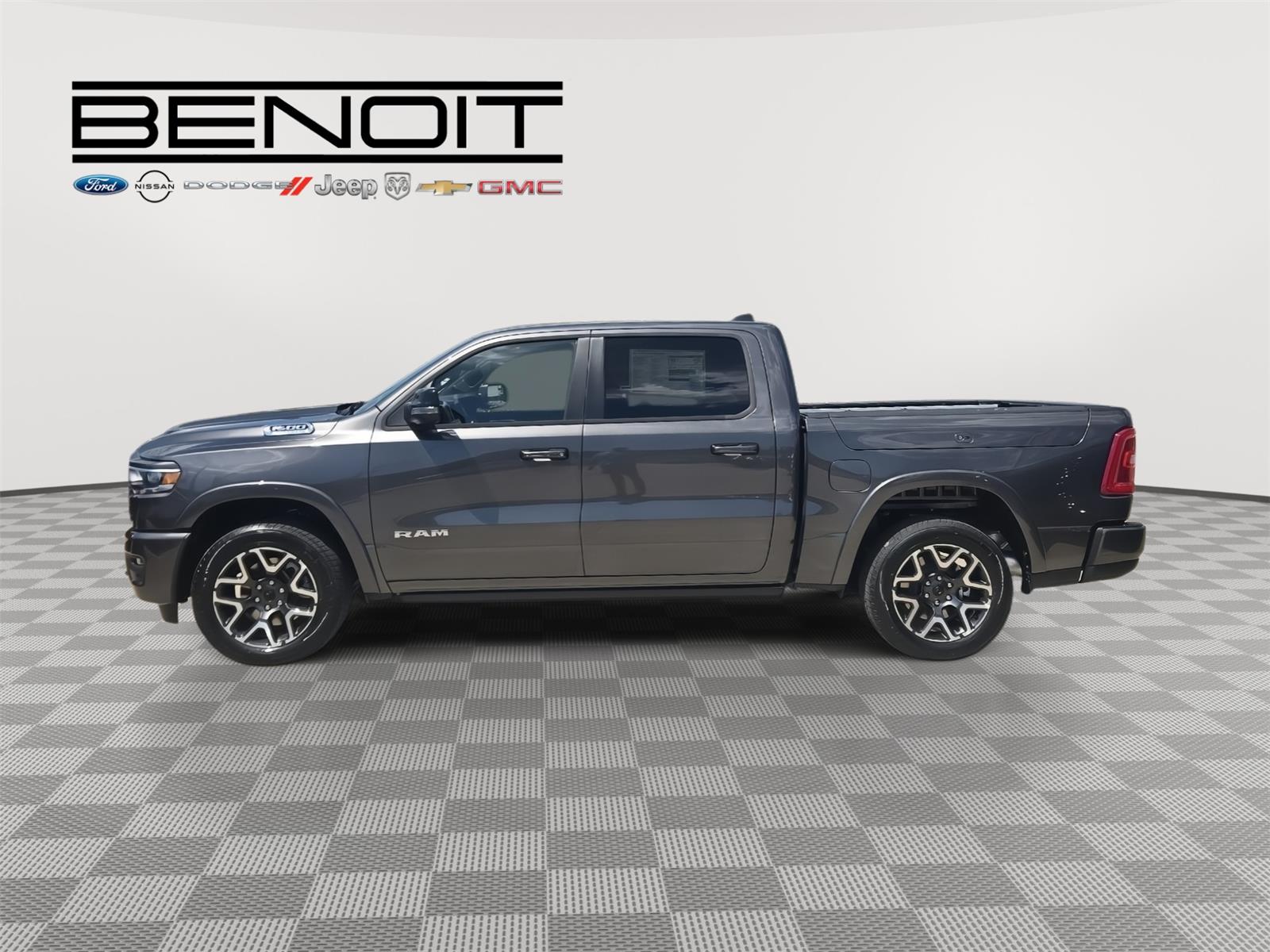 2026 Ram 1500 Laramie photo 5