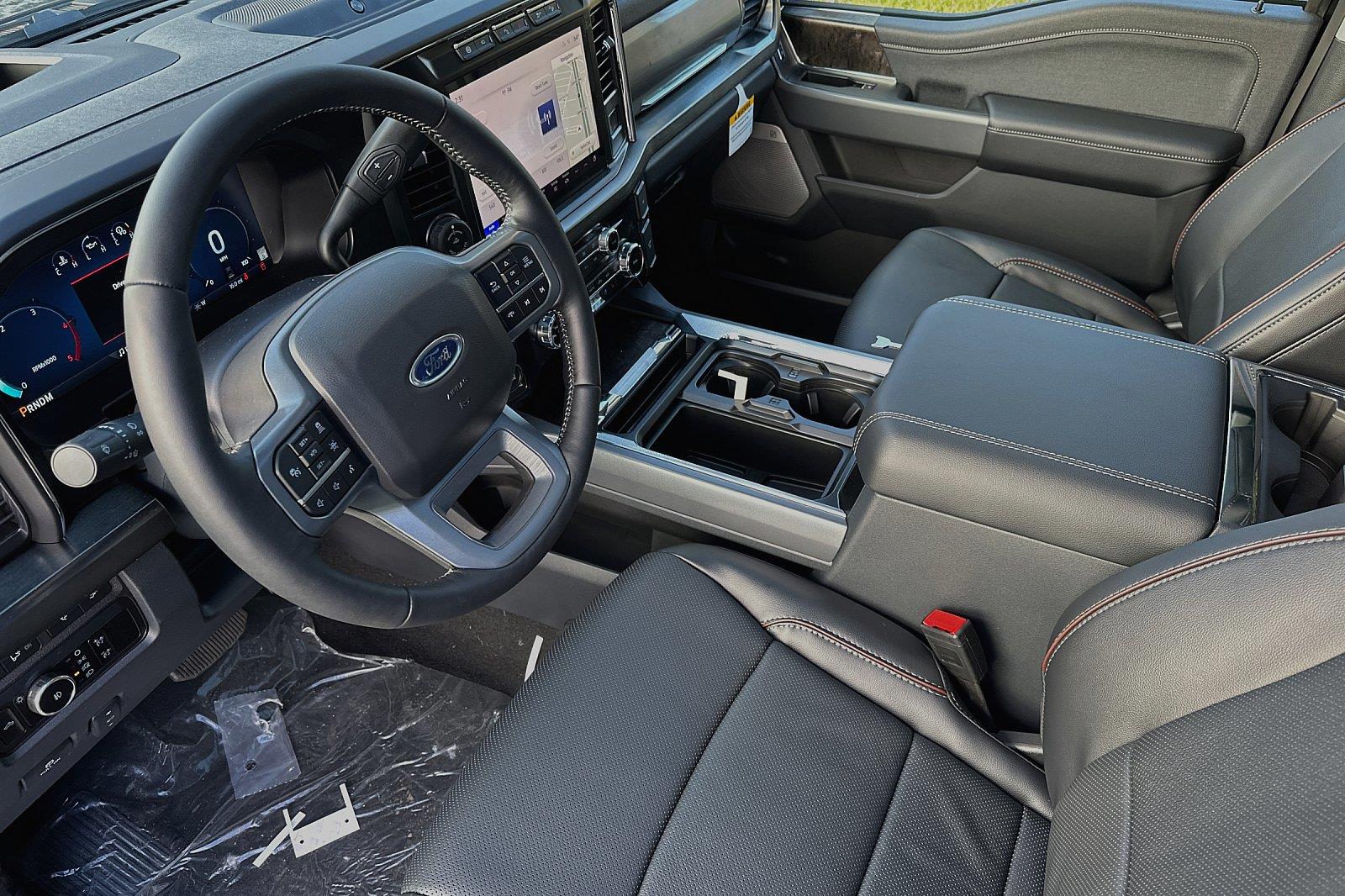2024 Ford F-350 Lariat photo 9