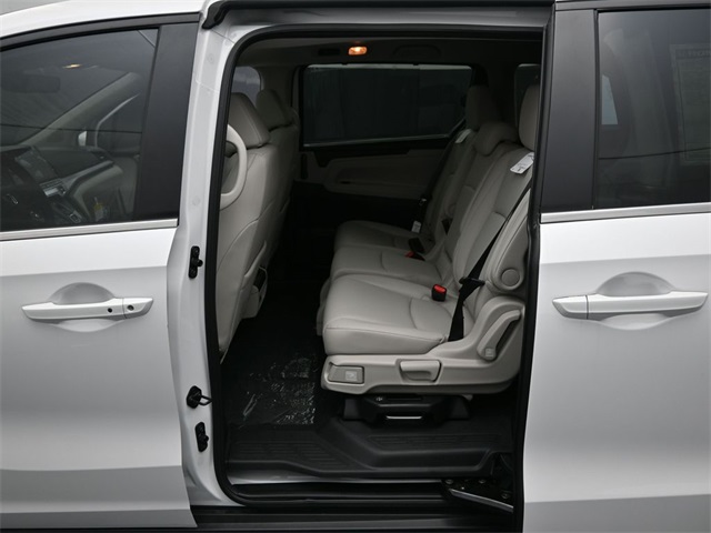 2026 Honda Odyssey EX-L photo 3