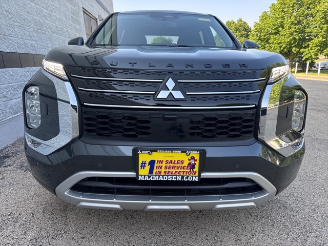 2025 Mitsubishi Outlander PHEV SE photo 8
