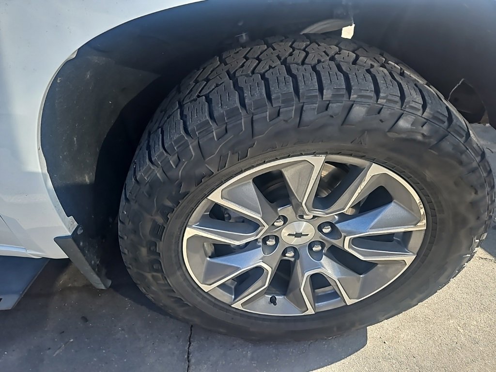 2019 Chevrolet Silverado 1500 RST photo 5