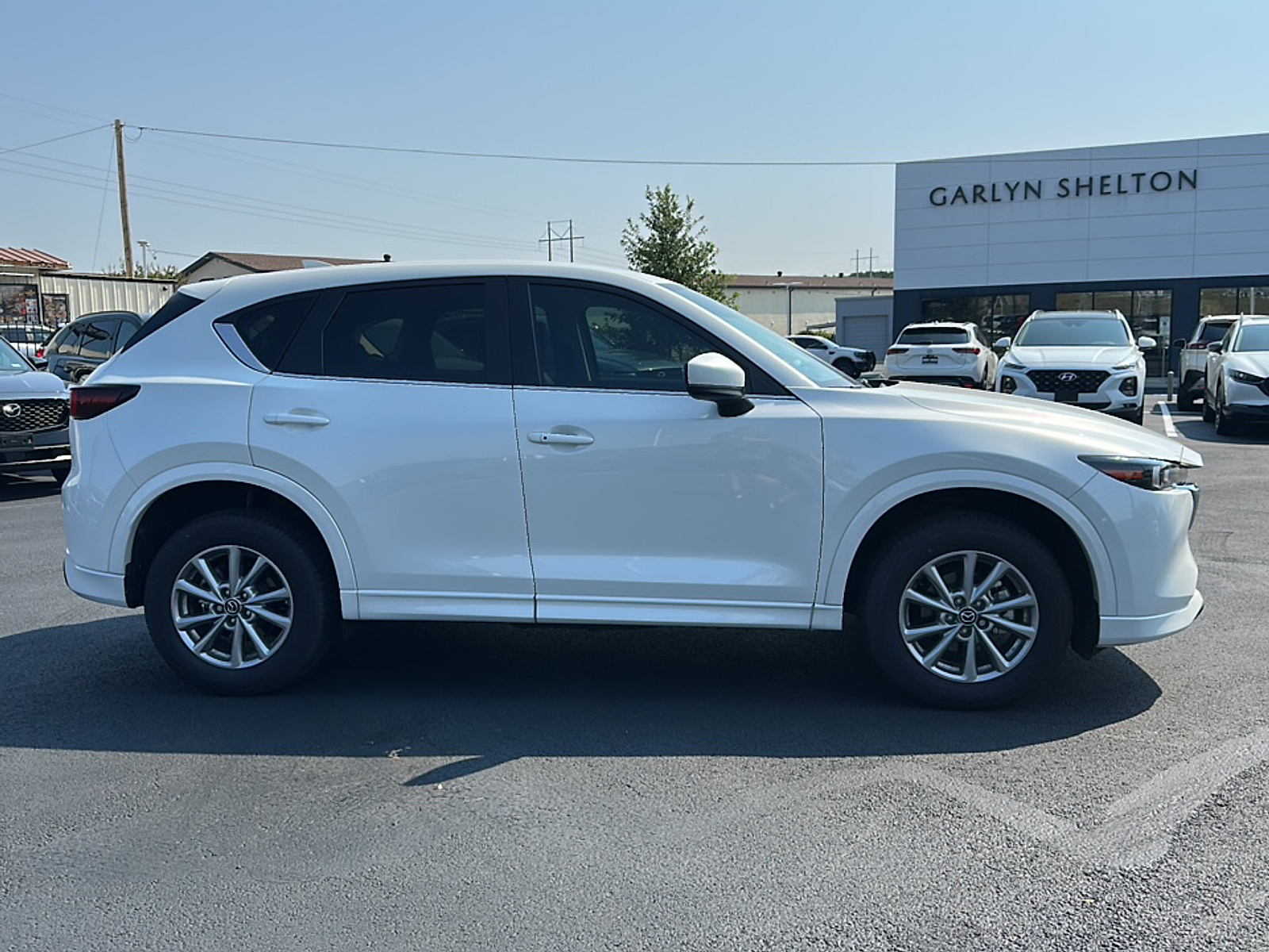 2024 Mazda CX-5 2.5 Select photo 3