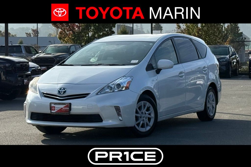 2013 Toyota Prius v Three
