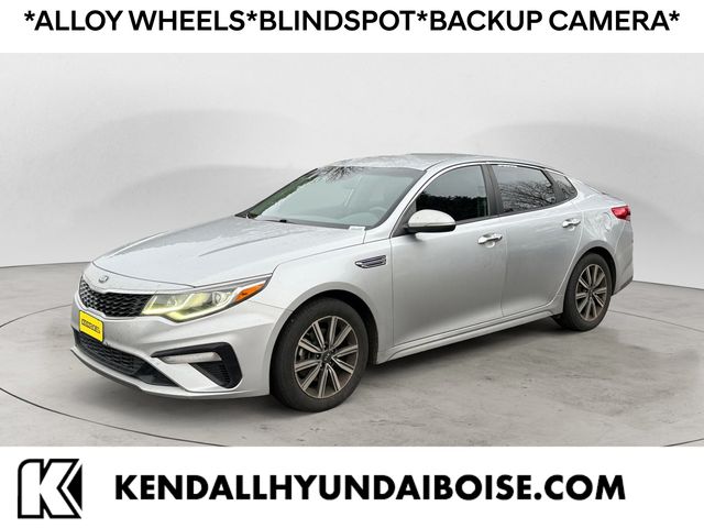 2019 Kia Optima LX's photo