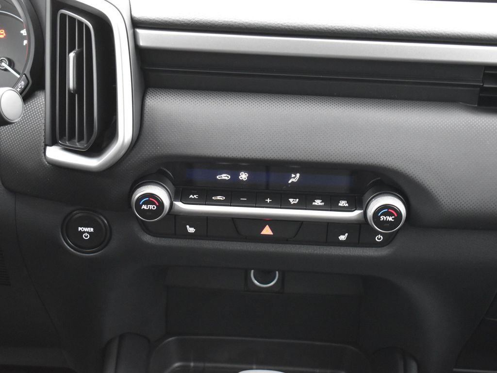 2025 Mazda CX-50 Preferred photo 16