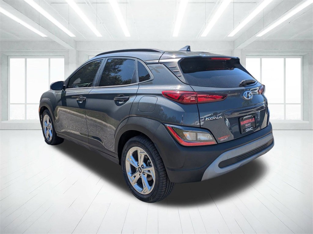 2023 Hyundai Kona SEL photo 4